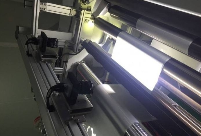 在線(xiàn)薄膜瑕疵檢測(cè)儀