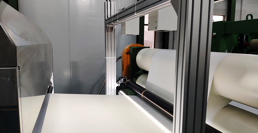 紙張表面瑕疵檢測(cè)設(shè)備：智能化升級(jí)推動(dòng)造紙行業(yè)質(zhì)效革新